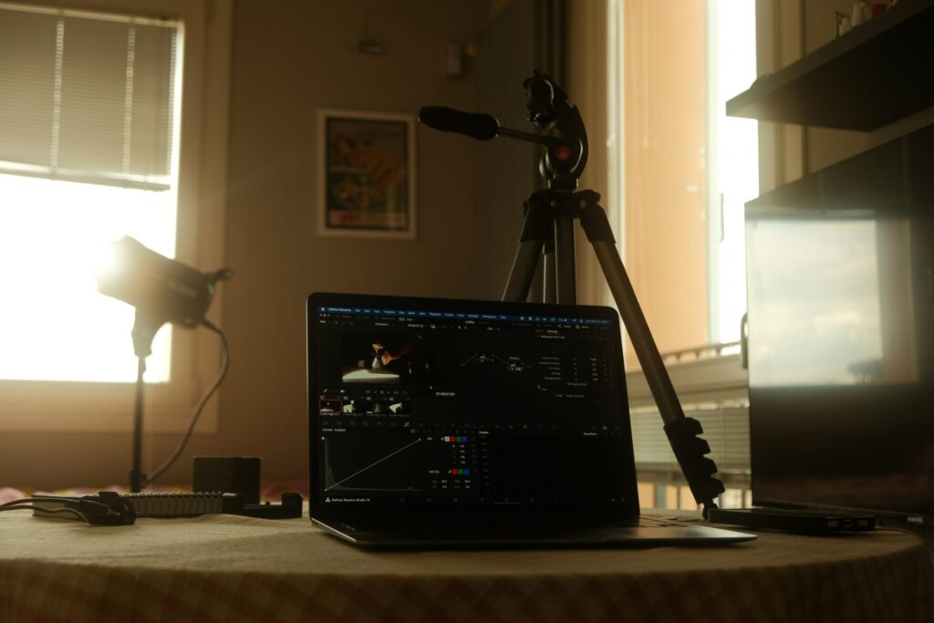Hello World Featured Image